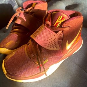Kyrie 6, Nike Grapes, Boys Size 3Y